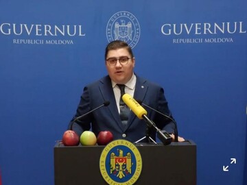 ВЛАСТИ МОЛДОВЫ НЕ ПОЛУЧАЛИ ОФИЦИАЛЬНОГО УВЕДОМЛЕНИЯ О БЛОКИРОВАНИИ РОССИЕЙ НА ГРАНИЦЕ И ЗАПРЕТЕ К ВВОЗУ БОЛЕЕ 20 Т МОЛДАВСКИХ ЯБЛОК – КАБМИН