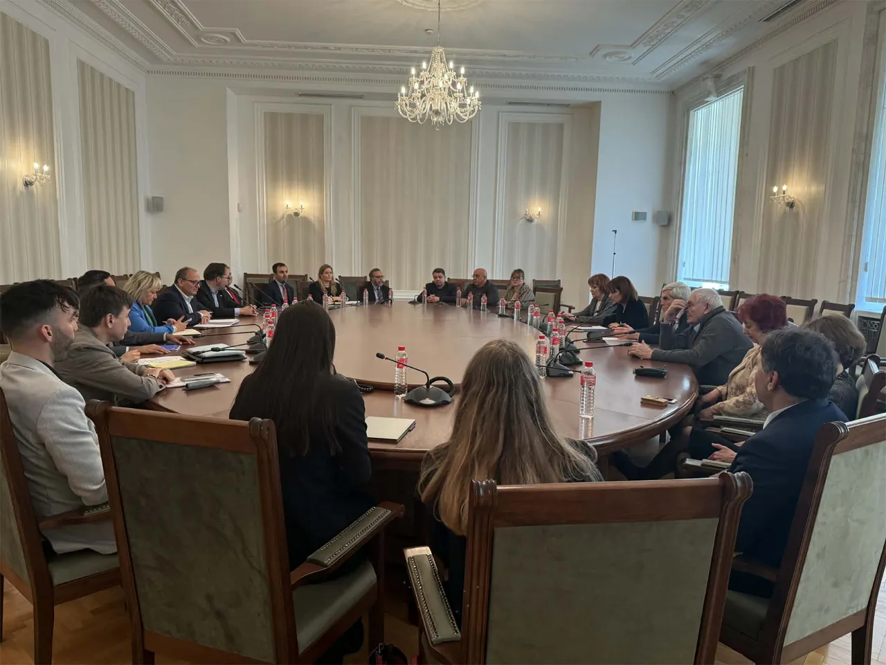 ПАРТИЯ РАДЕВА ВПЕРЕДИ ПОСЛЕ ПОДСЧЁТА ТРЕТИ ГОЛОСОВ В БОЛГАРИИ