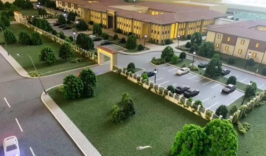КОЛЛЕДЖ В КОМРАТЕ НАЗВАН ИМЕНЕМ ЭРДОГАНА