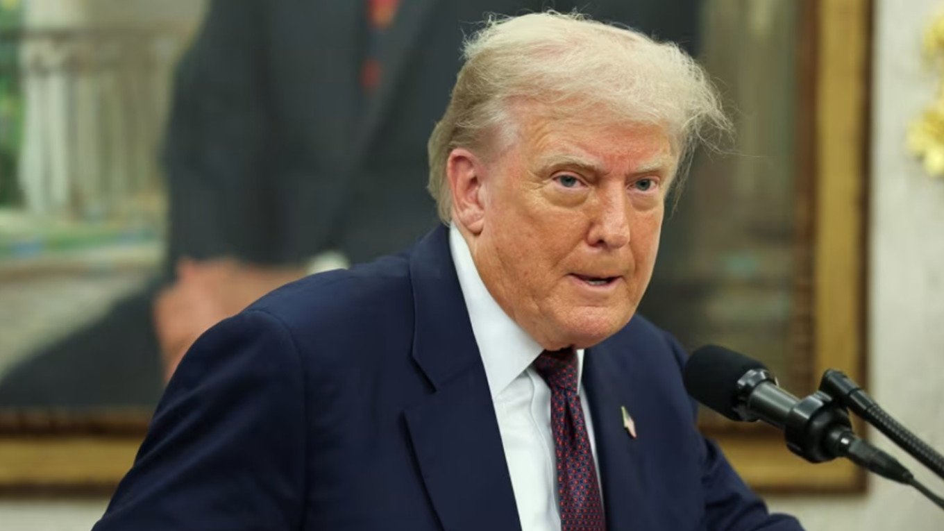 ТРАМП ИСКЛЮЧИЛ РОССИЮ ИЗ СПИСКА СВЕРХДЕРЖАВ И ЗАЯВИЛ, ЧТО НЕ ДОГОВАРИВАЛСЯ С ПУТИНЫМ О ПЕРЕДАЧЕ ДОНБАССА МОСКВЕ