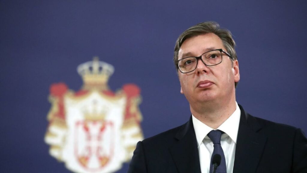 ПРЕЗИДЕНТ СЕРБИИ ПООБЕЩАЛ УЙТИ В ОТСТАВКУ В «БЛИЖАЙШИЕ НЕДЕЛИ»