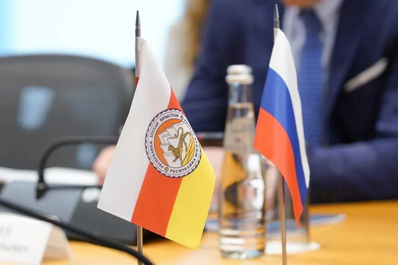 ГЛАВА РЮО ПЕРЕХОДИТ В АДМИНИСТРАЦИЮ ПРЕЗИДЕНТА РФ И ГОВОРИТ ОБ ИНТЕГРАЦИИ ОСЕТИИ