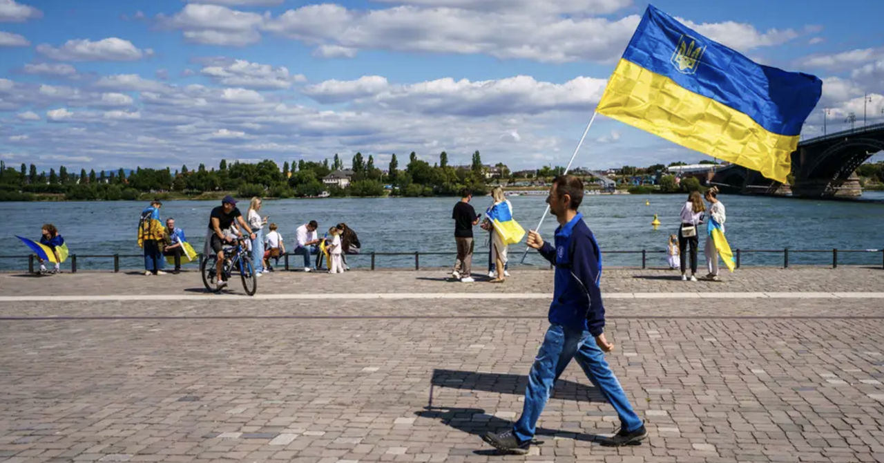 ЕК ХОЧЕТ ЛИШИТЬ ЗАЩИТЫ В ЕС УКРАИНЦЕВ ПРИЗЫВНОГО ВОЗРАСТА