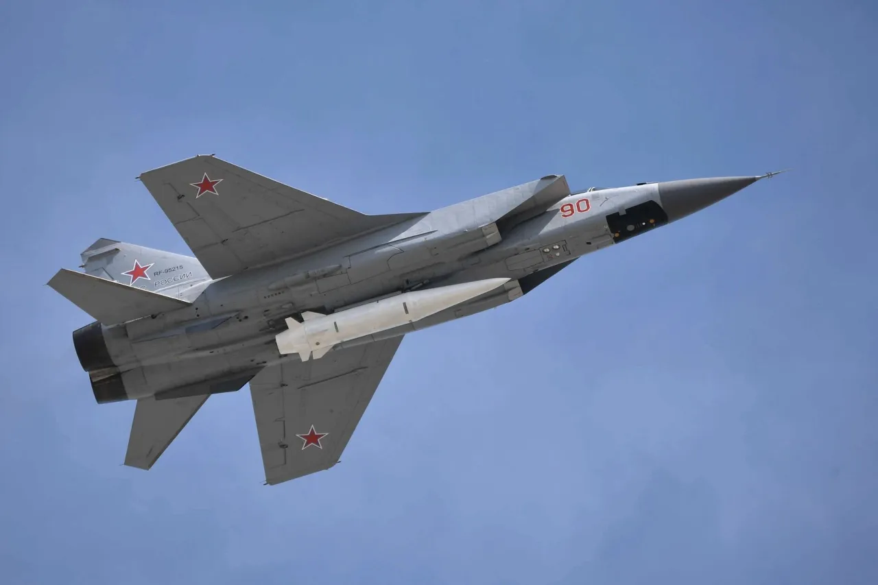 РОССИЙСКИЕ СИЛЫ АТАКОВАЛИ ПРЕДПРИЯТИЯ ПО ВЫПУСКУ ДРОНОВ В КИЕВЕ