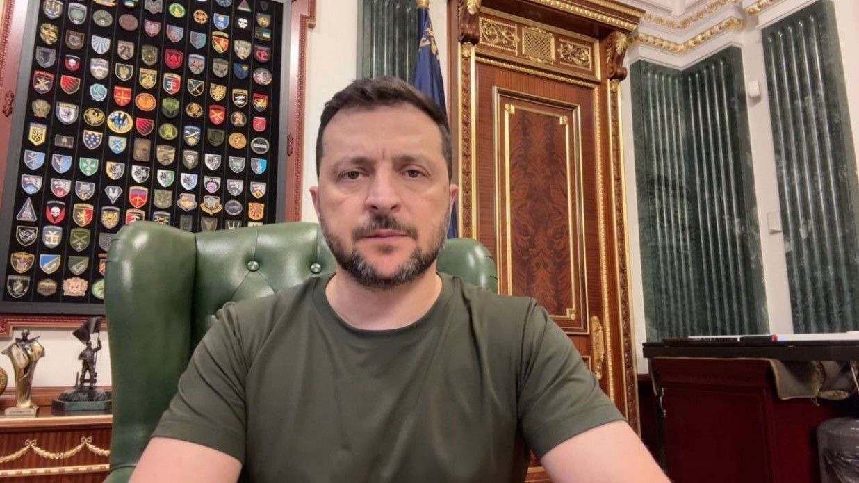ЗЕЛЕНСКИЙ: В СЛЕДУЮЩЕМ ГОДУ У УКРАИНЫ БУДУТ ДРОНЫ ДАЛЬНОСТЬЮ ДО 10 ТЫСЯЧ КИЛОМЕТРОВ