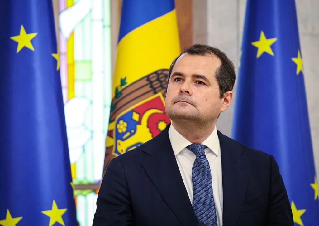 ПАРЛАМЕНТ НАЗНАЧИЛ ДАТУ, КОГДА ВАСИЛЕ ТОФАН ПРЕДСТАВИТ СОСТАВ ПРАВИТЕЛЬСТВА И ПОПРОСИТ ВОТУМ ДОВЕРИЯ