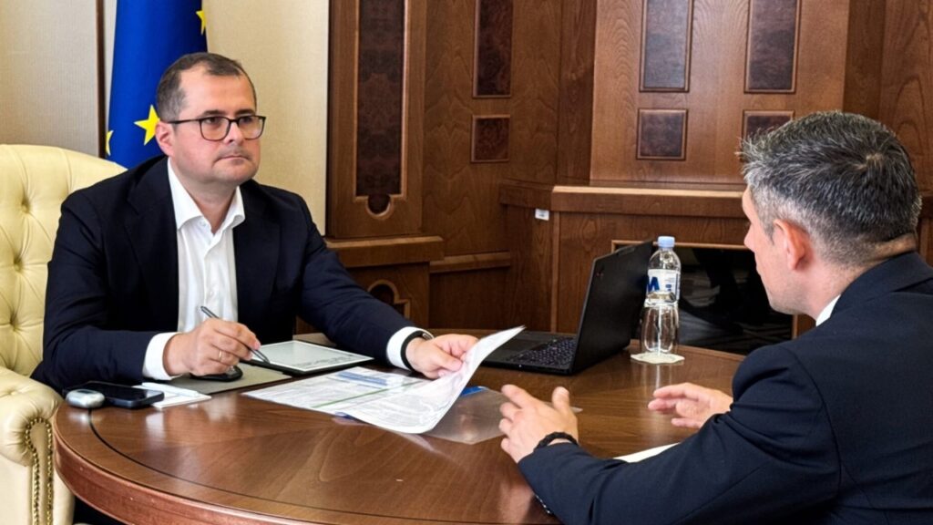 КАНДИДАТ В ПРЕМЬЕРЫ ЗАВЕРШИЛ АУДИТ МИНИСТЕРСТВ И ГОТОВИТ СОСТАВ КАБИНЕТА