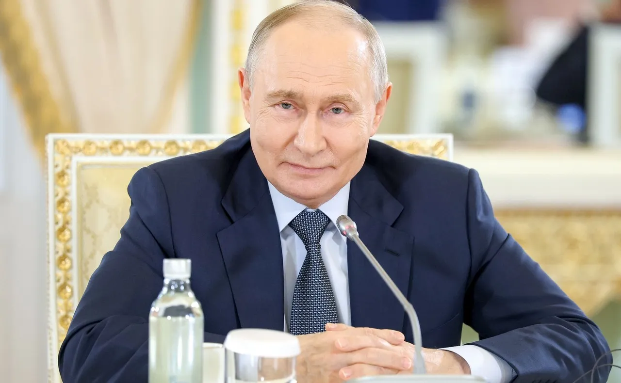 ПУТИН УВЕРЕН, ЧТО СОЮЗНИКИ КИЕВА ОТБЕРУТ У УКРАИНЫ ЗАПАДНЫЕ РЕГИОНЫ