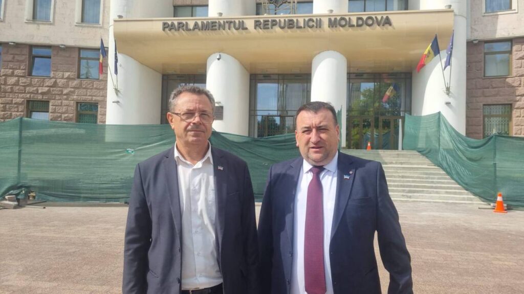 РУКОВОДСТВО НСГ ПРИГЛАСИЛИ НА ВСТРЕЧУ В ПАРЛАМЕНТ МОЛДОВЫ
