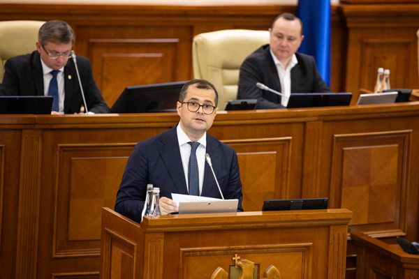 ОППОЗИЦИОННЫЕ ПАРЛАМЕНТСКИЕ ФРАКЦИИ НЕ БУДУТ ГОЛОСОВАТЬ ЗА УТВЕРЖДЕНИЕ ПРАВИТЕЛЬСТВА ВАСИЛЕ ТОФАНА