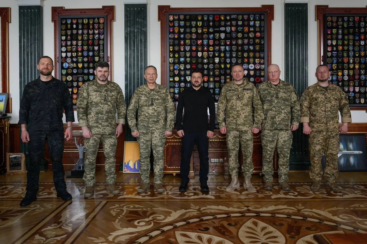 НА УКРАИНЕ ПРЕДСТАВИЛИ НОВОГО НАЧАЛЬНИКА ГЕНШТАБА ВСУ