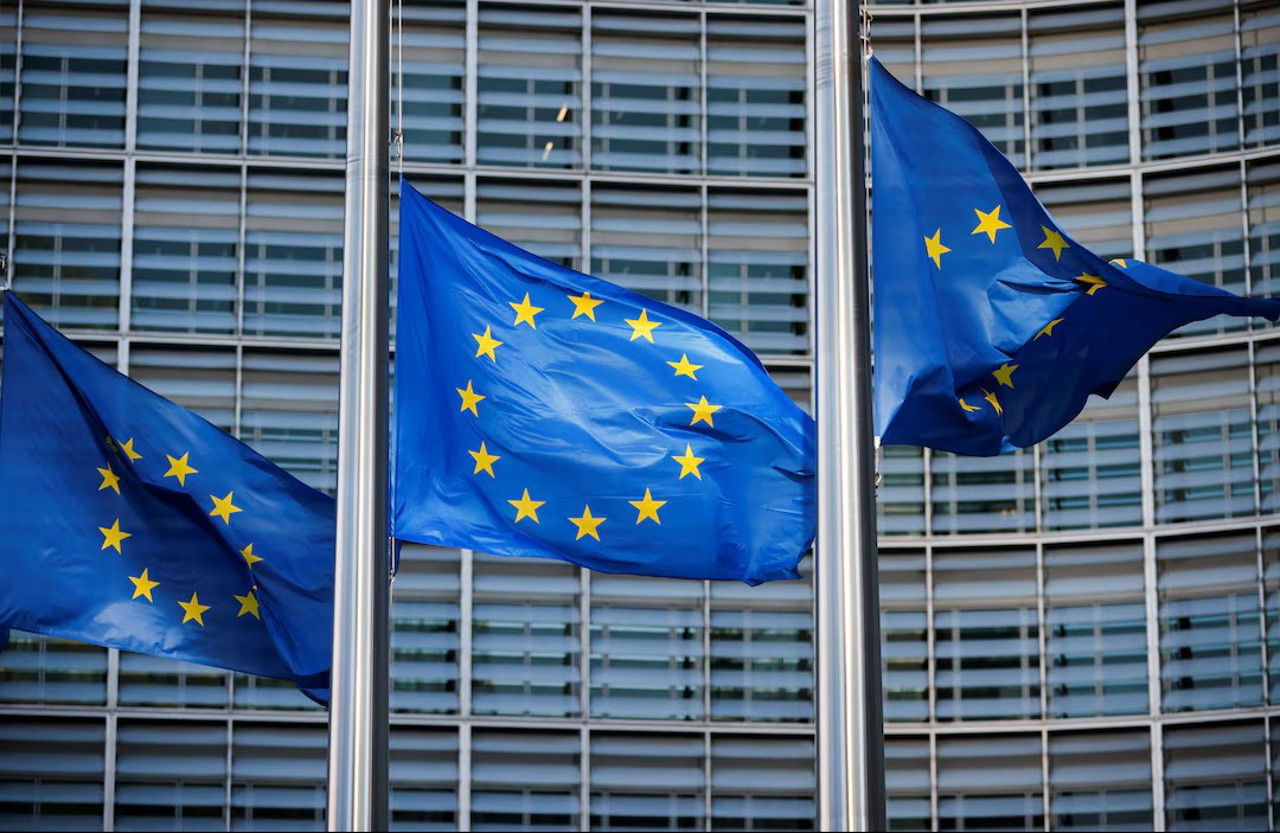 ЕС ВВЕЛ ОГРАНИЧЕНИЯ НА ЭКСПОРТ ДЛЯ 51 КОМПАНИИ ЗА ПОСТАВКИ ПРОДУКЦИИ ДВОЙНОГО НАЗНАЧЕНИЯ ДЛЯ РФ