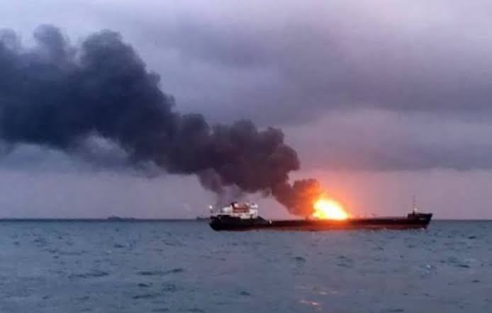 В РУМЫНИИ ЗАЯВИЛИ ОБ АТАКЕ НА ШЕДШИЙ НА УКРАИНУ ГАЗОВОЗ