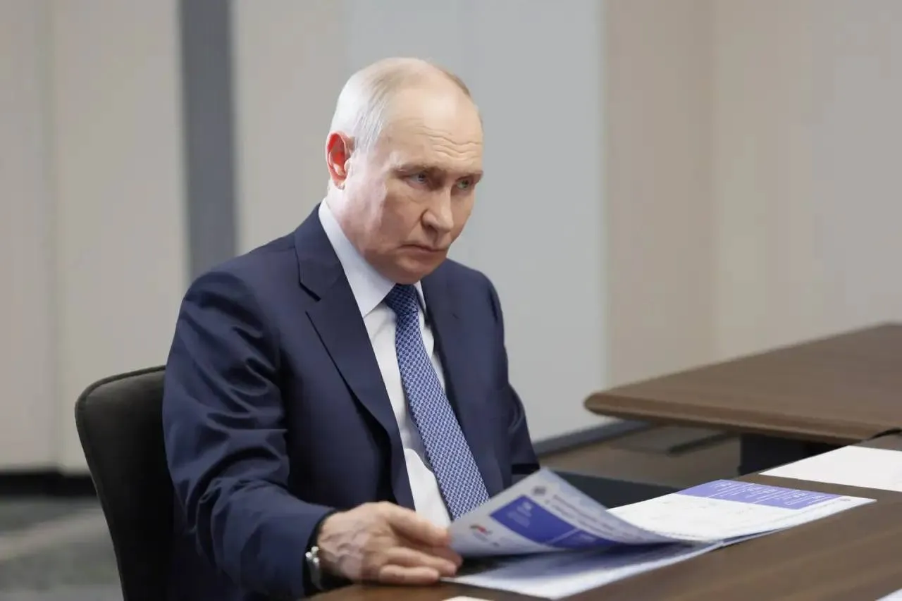 ПУТИН ПООБЕЩАЛ ЗЕРКАЛЬНЫЙ ОТВЕТ НА ЗАХВАТ РОССИЙСКИХ ТОРГОВЫХ СУДОВ