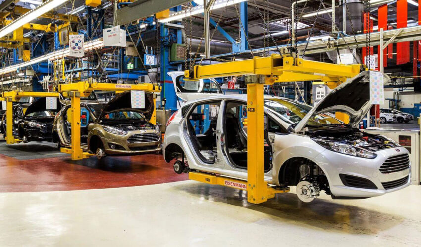 В РУМЫНИИ DACIA И FORD ВРЕМЕННО ОСТАНОВИЛИ ПРОИЗВОДСТВО