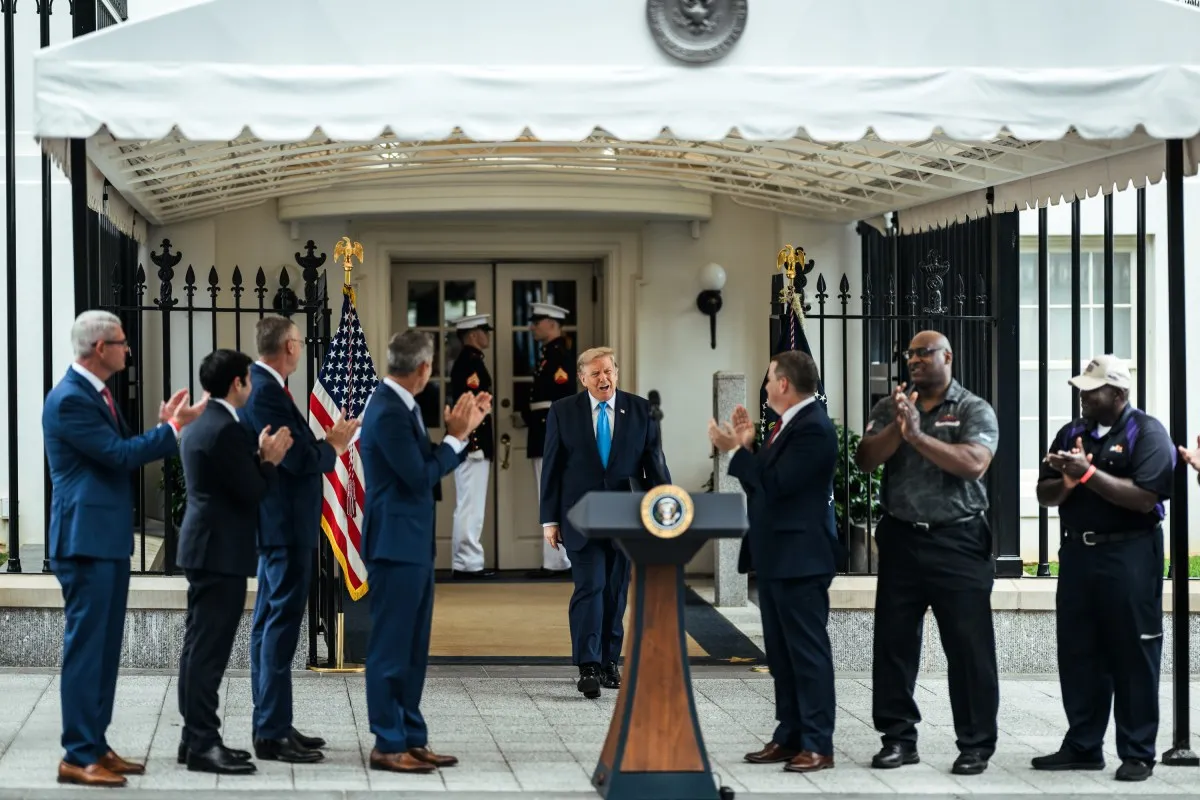 ТРАМП: СКОРО Я ОБЪЯВЛЮ ОРМУЗСКИЙ ПРОЛИВ ТЕРРИТОРИЕЙ США