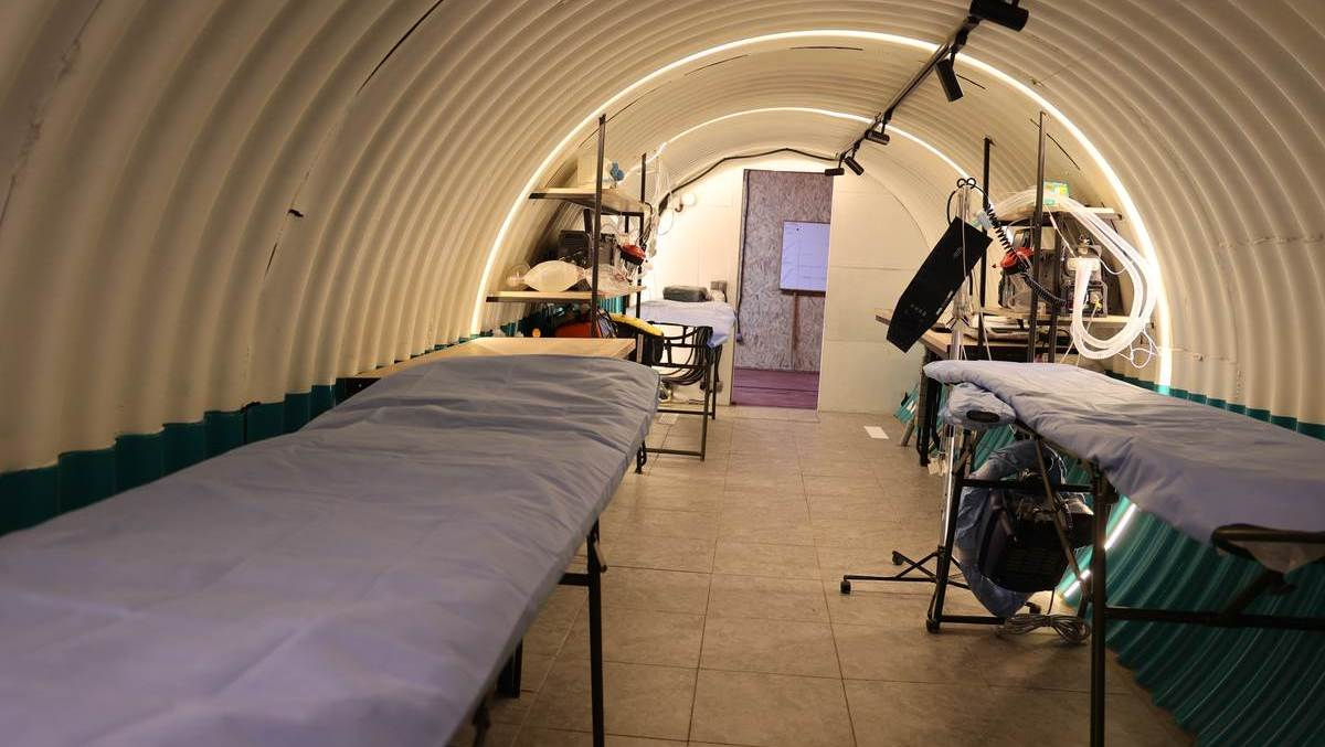 В УКРАИНЕ У ЛИНИИ ФРОНТА СТРОЯТ КРУПНЕЙШУЮ ПОДЗЕМНУЮ БОЛЬНИЦУ