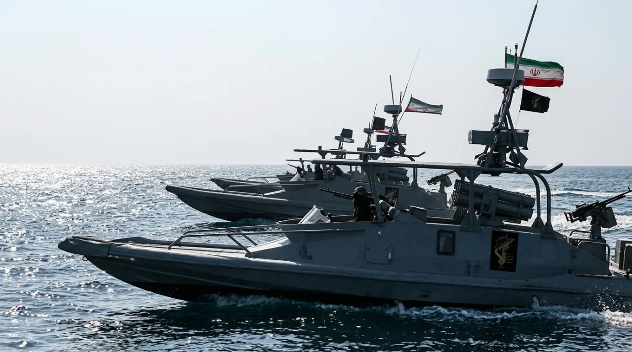 ИРАН УГРОЖАЕТ АТАКОВАТЬ ВОЕННЫЕ КОРАБЛИ США В СЛУЧАЕ СОХРАНЕНИЯ МОРСКОЙ БЛОКАДЫ