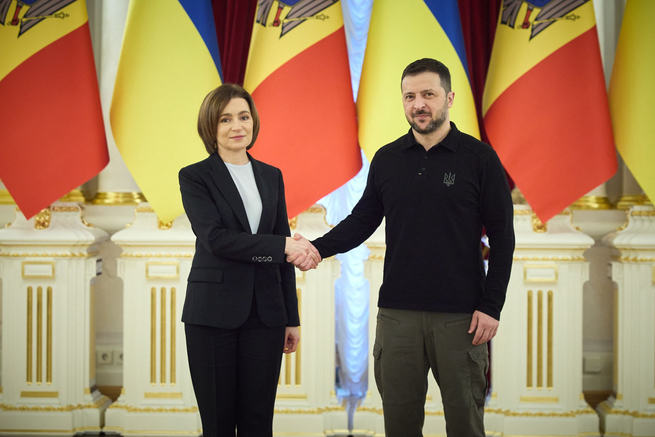 МАЙЯ САНДУ НАГРАДИЛА ВЛАДИМИРА ЗЕЛЕНСКОГО “ОРДЕНОМ РЕСПУБЛИКИ”