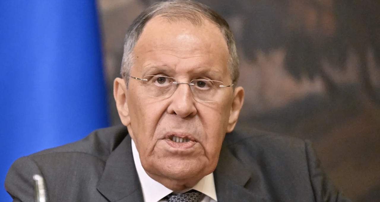 ЛАВРОВ: РОССИЯ НЕ ПРИДЕТ К ЗАПАДУ ДОГОВАРИВАТЬСЯ