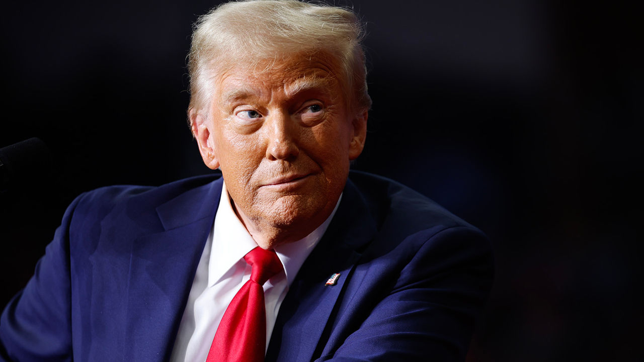 ТРАМП: ЗА ПОМОЩЬ США УКРАИНЕ ТЕПЕРЬ ПЛАТИТ ЕВРОПА