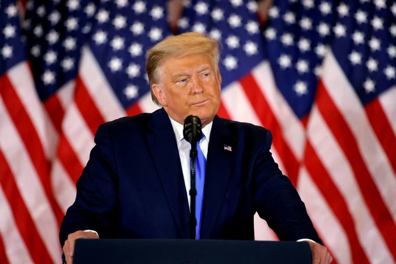ТРАМП ПРИЗВАЛ ЗЕЛЕНСКОГО ПЕРЕСТАТЬ НАНОСИТЬ УДАРЫ ПО РОССИЙСКИМ НПЗ