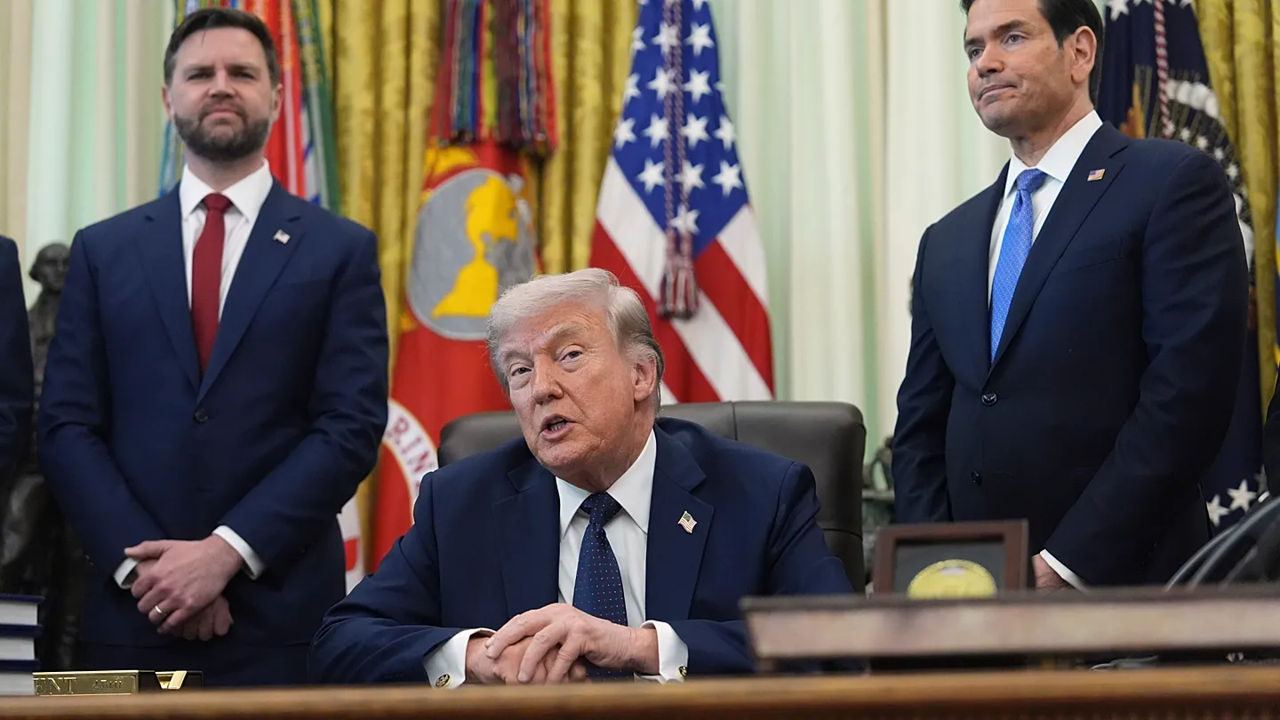 В РЕСПУБЛИКАНСКОЙ ПАРТИИ НАЧАЛИ ОБСУЖДАТЬ КАНДИДАТУРУ ПРЕЕМНИКА ТРАМПА
