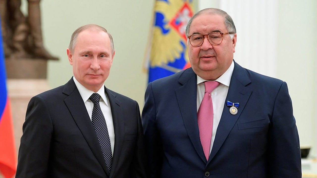 ЕС ПРОДЛЕВАЕТ САНКЦИИ ПРОТИВ РОССИИ, НО ПО ПРОСЬБЕ ФРАНЦИИ ИСКЛЮЧАЕТ УСМАНОВА