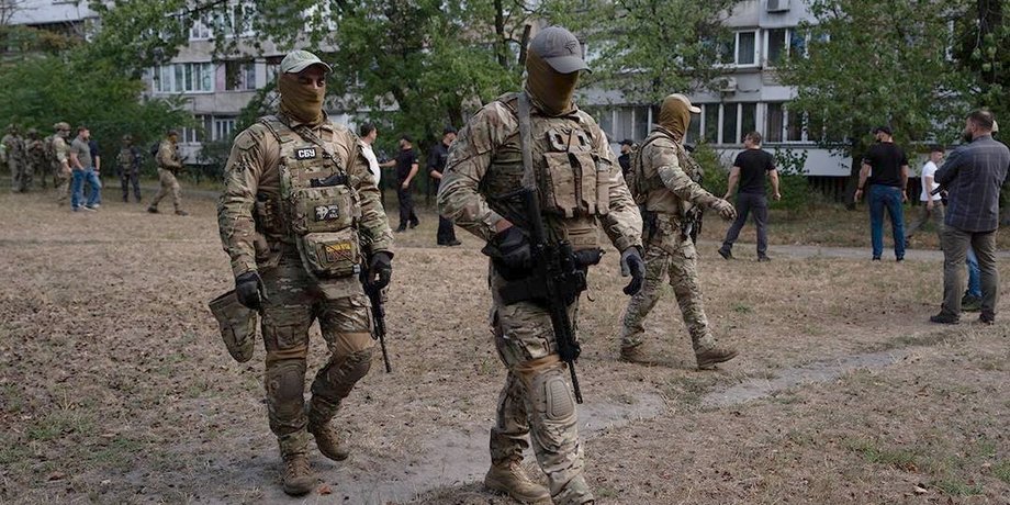В КИЕВЕ СООБЩИЛИ О ПЕРЕСТРЕЛКЕ МЕЖДУ СОТРУДНИКАМИ СБУ И ВОЕННОЙ РАЗВЕДКИ