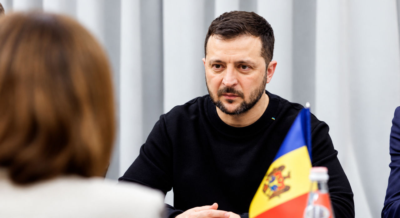 ЗЕЛЕНСКИЙ: БЫЛО БЫ НЕПРАВИЛЬНО РАЗДЕЛЯТЬ МОЛДОВУ И УКРАИНУ НА ПУТИ В ЕС