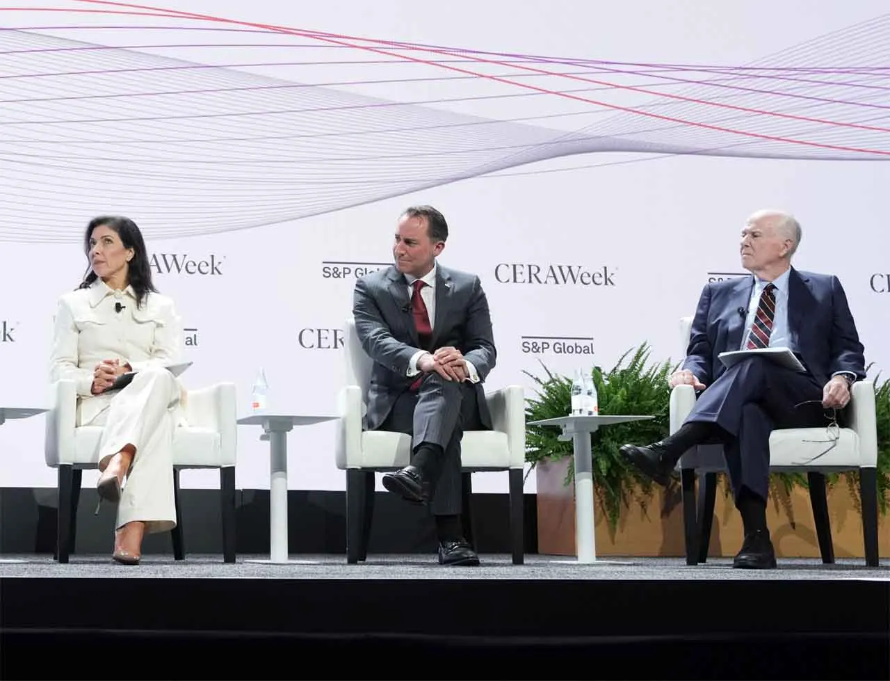 АМЕРИКАНСКАЯ BLACKROCK ХОЧЕТ ЗАПОЛУЧИТЬ ПОСЛЕВОЕННУЮ УКРАИНУ