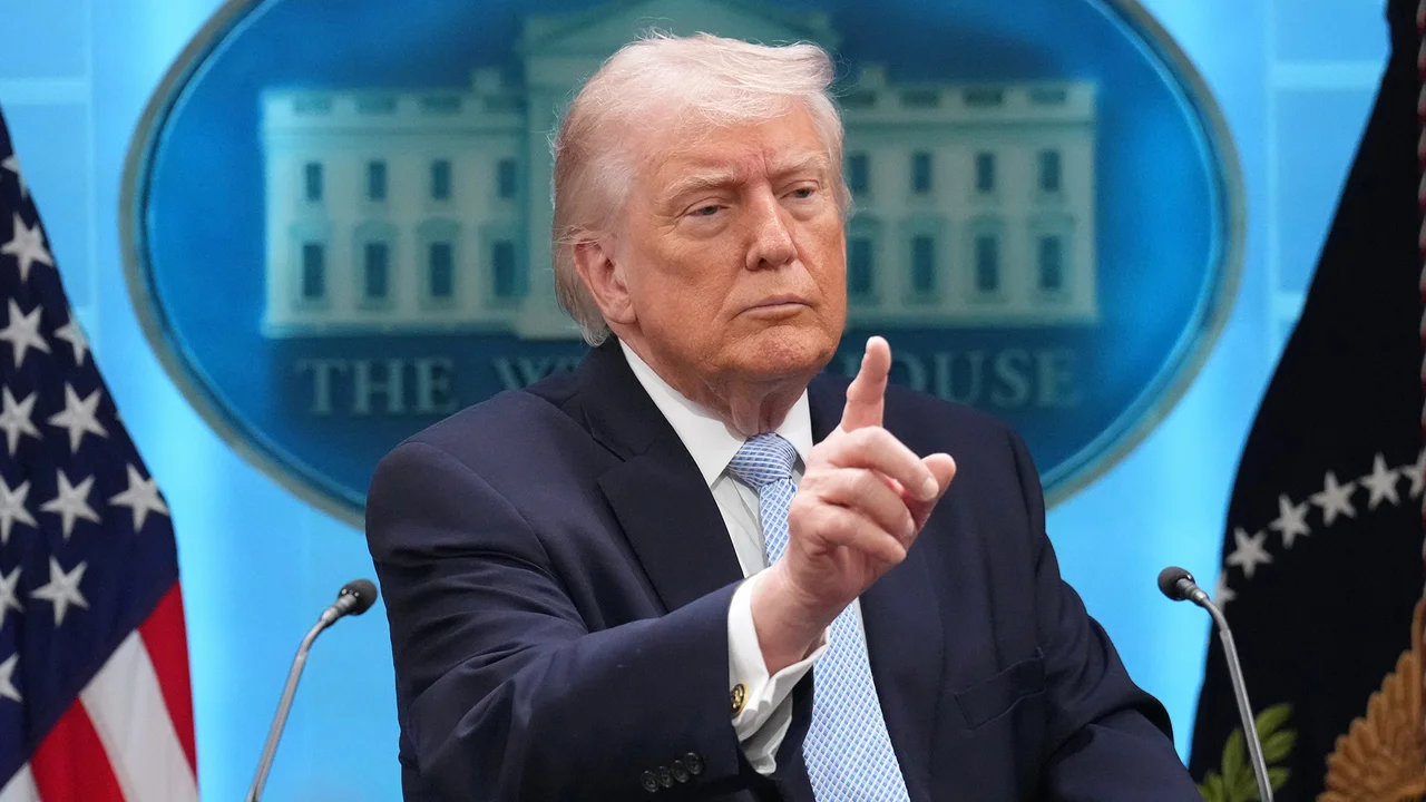 WSJ: ТРАМП ДОПУСКАЕТ ВОЗВРАЩЕНИЕ К СОТРУДНИЧЕСТВУ С РОССИЕЙ