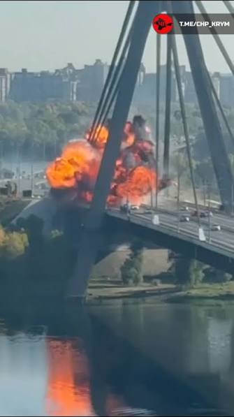 ПОДОЛЯКА НАЗВАЛ УДАРЫ ПО ЧЕТЫРЕМ МОСТАМ ЧЕРЕЗ ДНЕПР «ПРОБОЙ СИЛ»